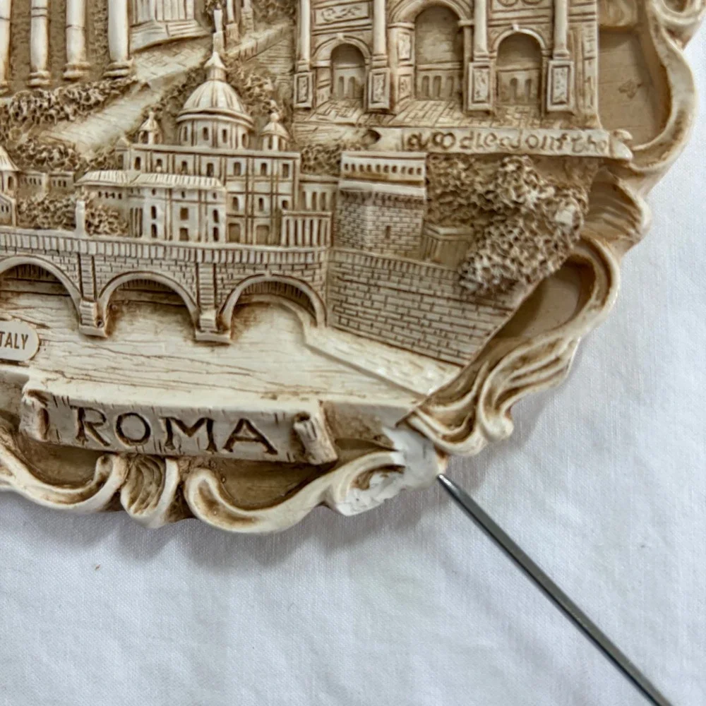 Vema Italy Roma 3D Hand Carved Italy Colosseum Roman Landmark Wall Hanging 6 in